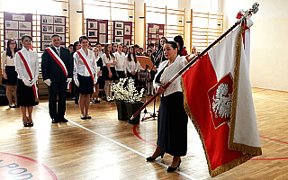 Nowy sztandar godną wizytówką Nowy sztandar godną wizytówką